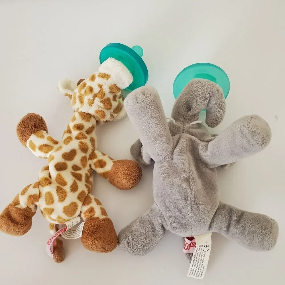 WubbaNub Cribmates Pacifier Holder Lot Giraffe Elephant Plush Baby Soother 3pc